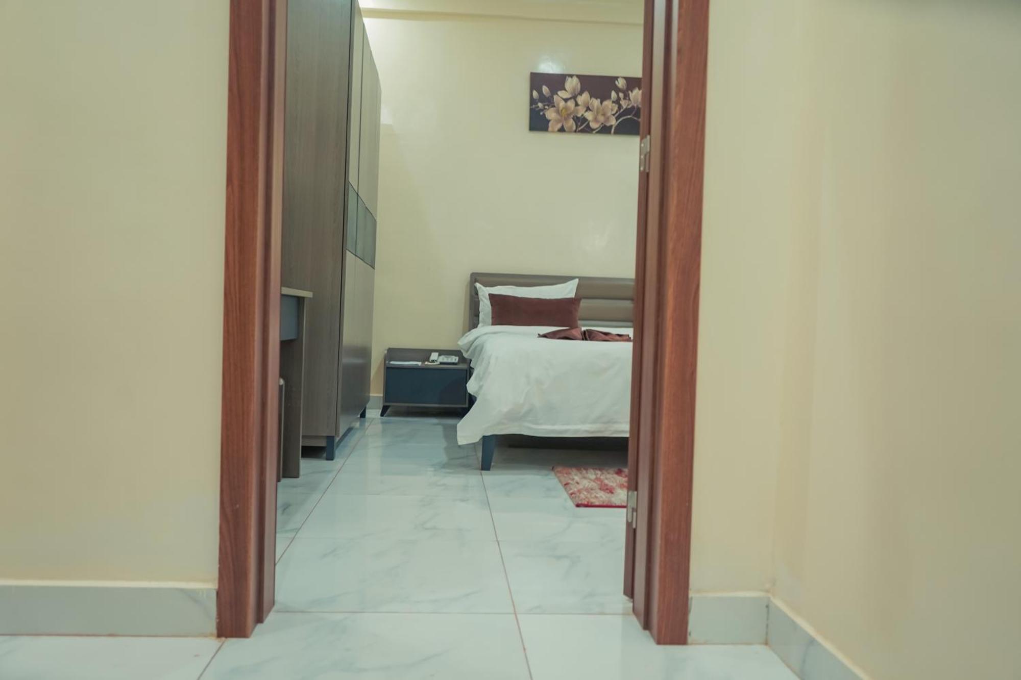 Urban Hotel Nouakchott Bagian luar foto
