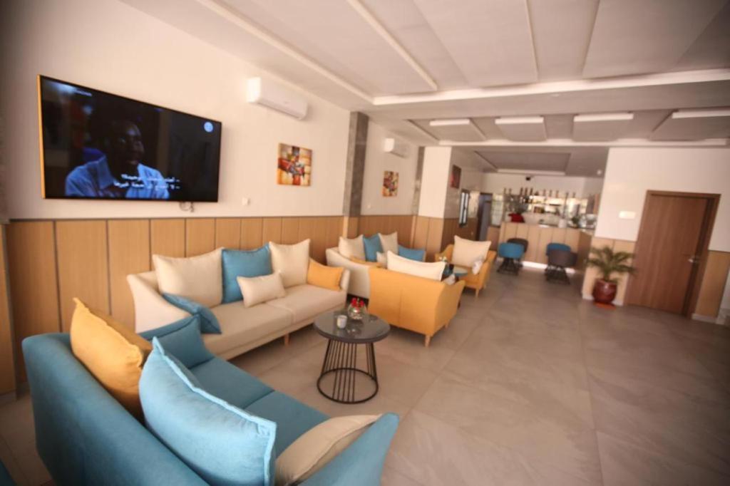 Urban Hotel Nouakchott Bagian luar foto